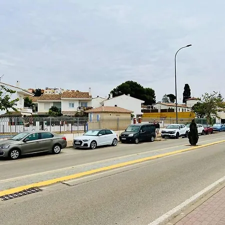 Benajarafe Casa Playa Y Piscina * מאלגה
