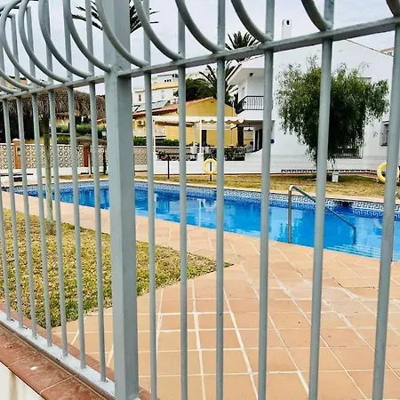 Benajarafe Casa Playa Y Piscina בית נופש מאלגה