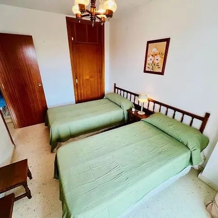 Benajarafe Casa Playa Y Piscina * מאלגה