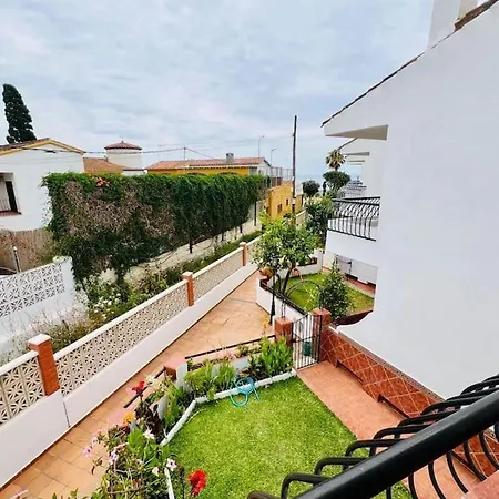 Benajarafe Casa Playa Y Piscina * מאלגה