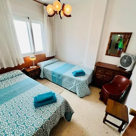 Benajarafe Casa Playa Y Piscina * מאלגה